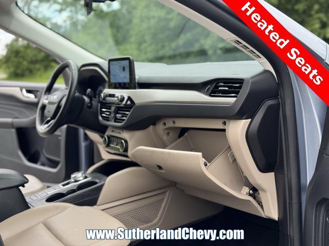 Photo of 2022 Iced Blue Silver Metallic Ford Escape