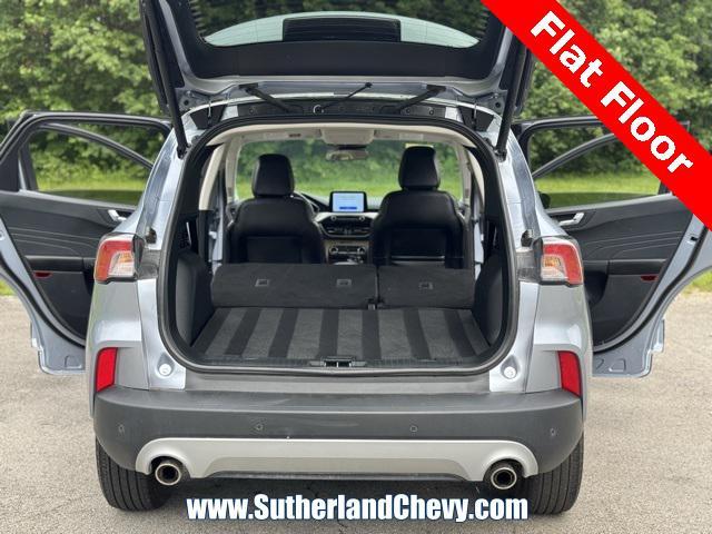 Photo of 2022 Iced Blue Silver Metallic Ford Escape