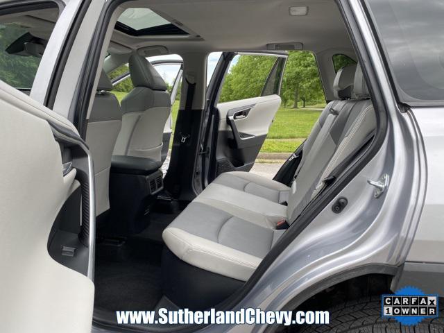 Photo of 2023 Silver Sky Metallic Toyota RAV4 Hybrid