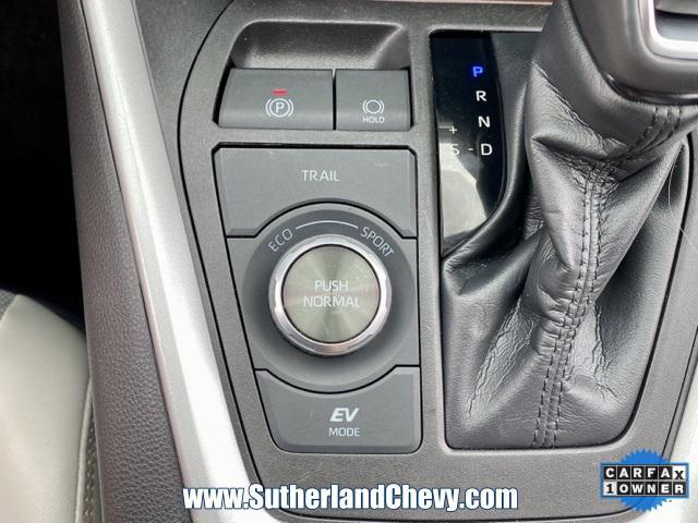 Photo of 2023 Silver Sky Metallic Toyota RAV4 Hybrid