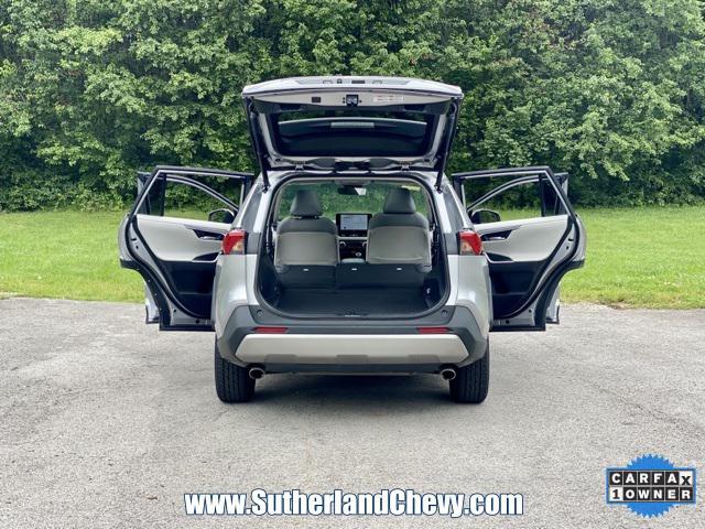 Photo of 2023 Silver Sky Metallic Toyota RAV4 Hybrid
