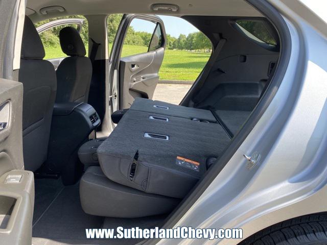 Photo of 2018 Silver Ice Metallic Chevrolet Equinox