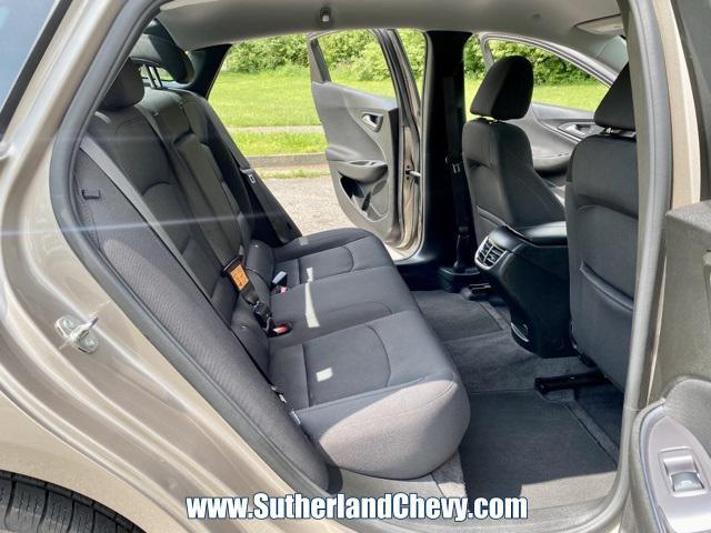 Photo of 2022 Mineral Gray Metallic Chevrolet Malibu