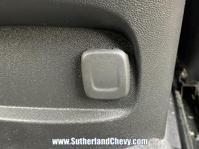 Photo of 2022 Mineral Gray Metallic Chevrolet Malibu