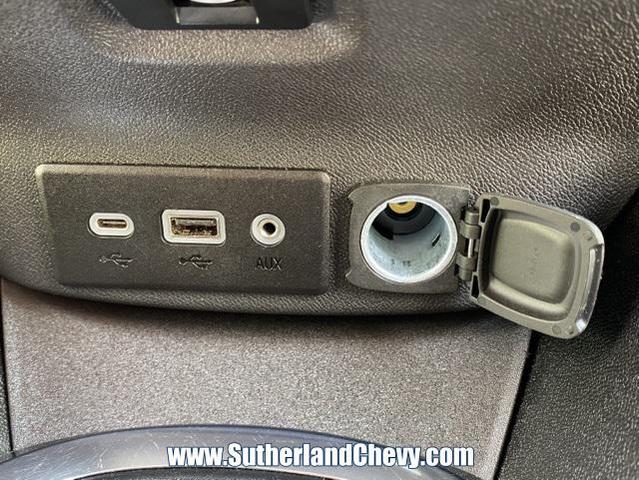Photo of 2022 Mineral Gray Metallic Chevrolet Malibu