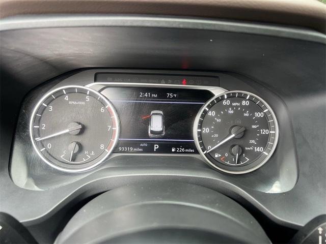 Photo of 2022 Caspian Blue Nissan Rogue