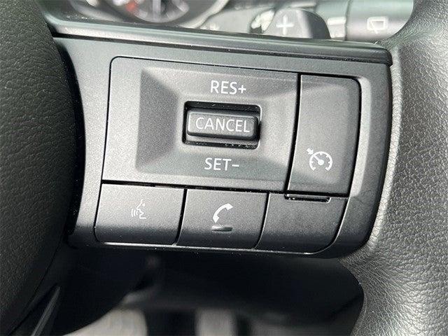 Photo of 2022 Caspian Blue Nissan Rogue