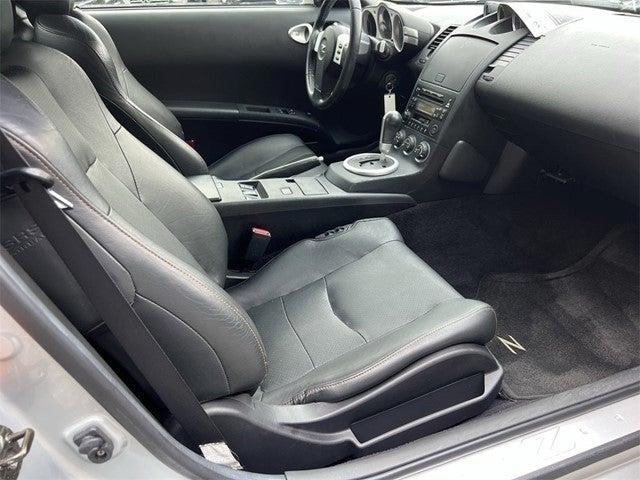 Photo of 2005 Chrome Silver Nissan 350Z