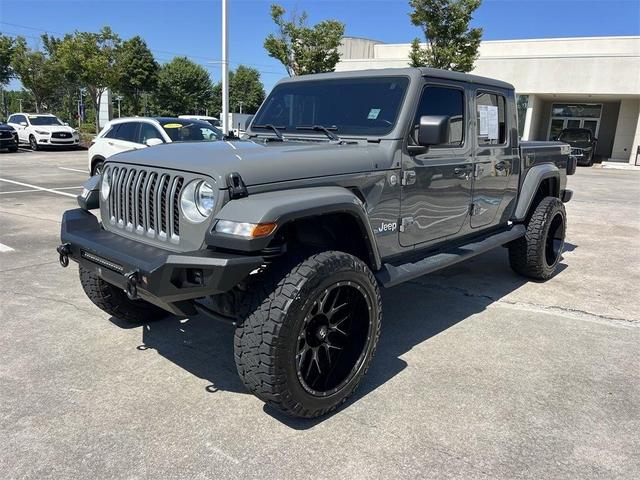 Photo of 2022 Sting Gray Clearcoat Jeep Gladiator