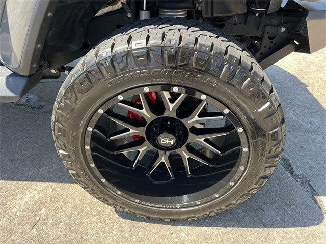 Photo of 2022 Sting Gray Clearcoat Jeep Gladiator