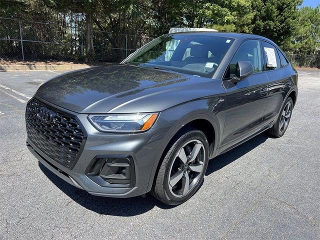 Photo of 2022 Daytona Gray Pearl Effect Audi Q5