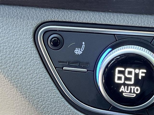 Photo of 2022 Daytona Gray Pearl Effect Audi Q5