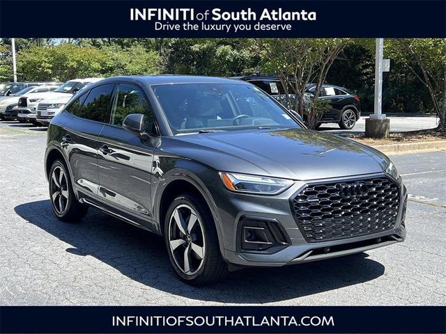 Photo of 2022 Daytona Gray Pearl Effect Audi Q5