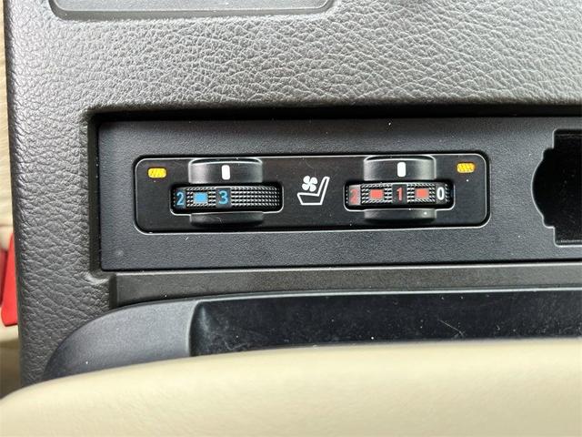 Photo of 2015 Obsidian Black Lexus RX 350