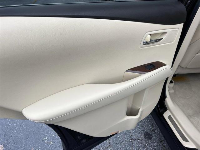 Photo of 2015 Obsidian Black Lexus RX 350