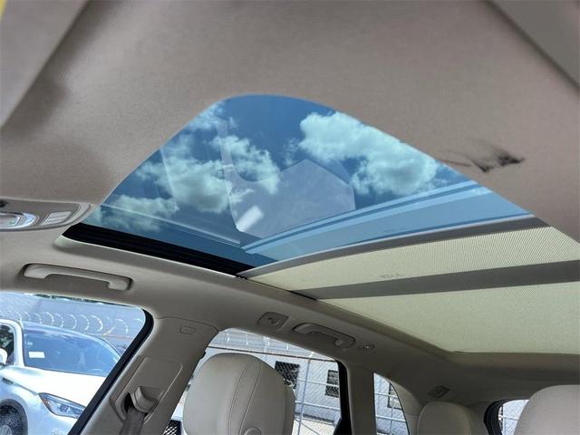 Photo of 2020 Ibis White Audi Q5