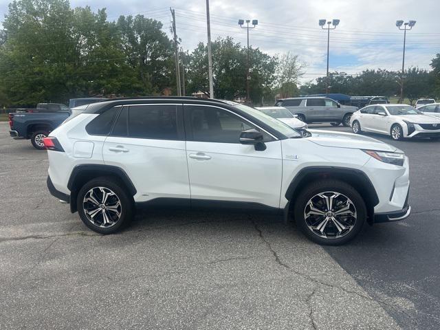 Photo of 2023 Pearl Toyota RAV4 Prime