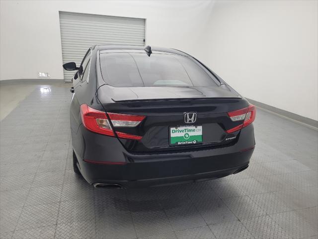 Photo of 2018 Crystal Black Pearl Honda Accord