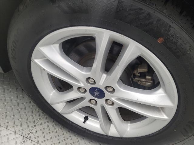 Photo of 2018 Magnetic Metallic Ford Fusion