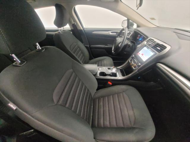Photo of 2018 Magnetic Metallic Ford Fusion