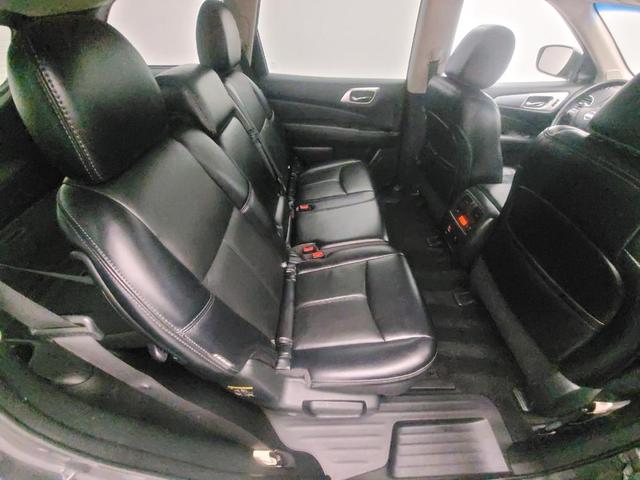 Photo of 2018 Gun Metallic Nissan Pathfinder
