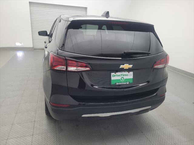 Photo of 2024 Mosaic Black Metallic Chevrolet Equinox
