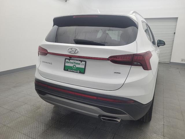 Photo of 2023 White Hyundai SANTA FE