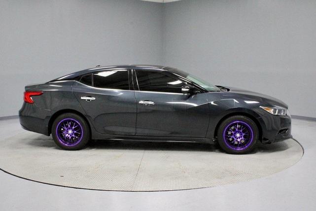 Photo of 2016 Storm Blue Nissan Maxima