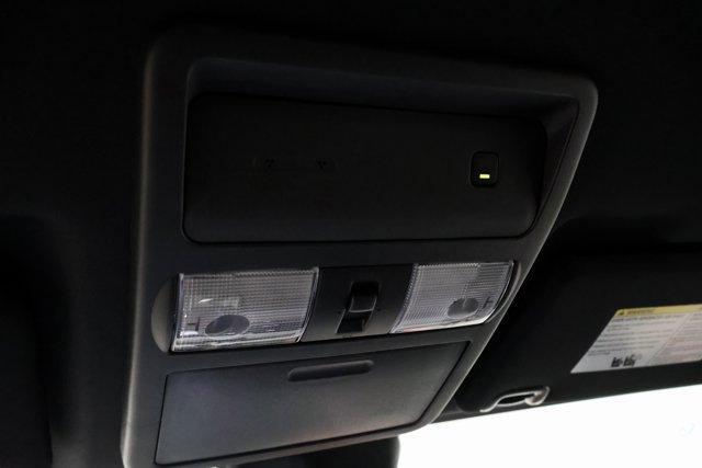 Photo of 2025 Afterburn Orang Nissan Frontier