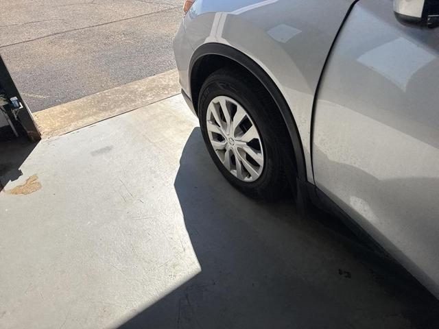 Photo of 2020 Brilliant Silver Metallic Nissan Rogue