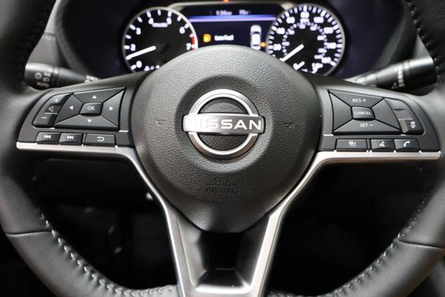 Photo of 2025 Black Nissan Sentra