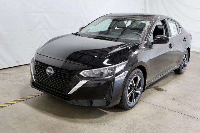 Photo of 2025 Black Nissan Sentra