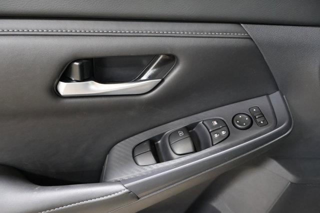Photo of 2025 Black Nissan Sentra