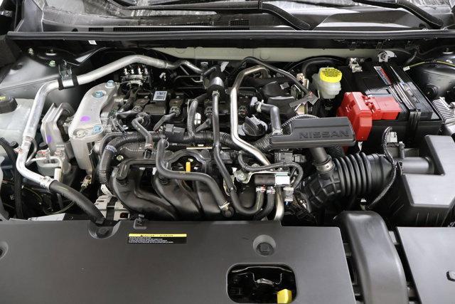 Photo of 2025 Gun Metallic Nissan Sentra