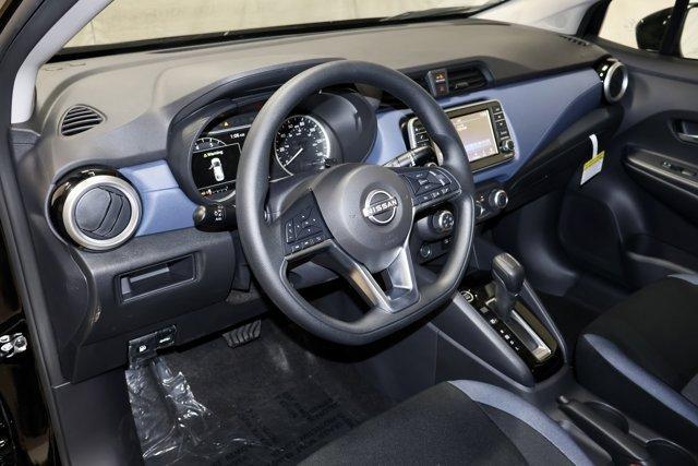 Photo of 2025 Black Nissan Versa