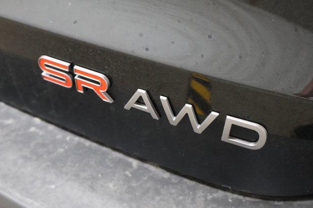 Photo of 2025 Super Black Nissan Kicks