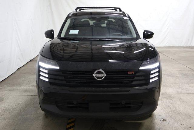 Photo of 2025 Super Black Nissan Kicks