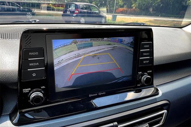 Photo of 2021 Starbright Yellow / Black Roof Kia Seltos