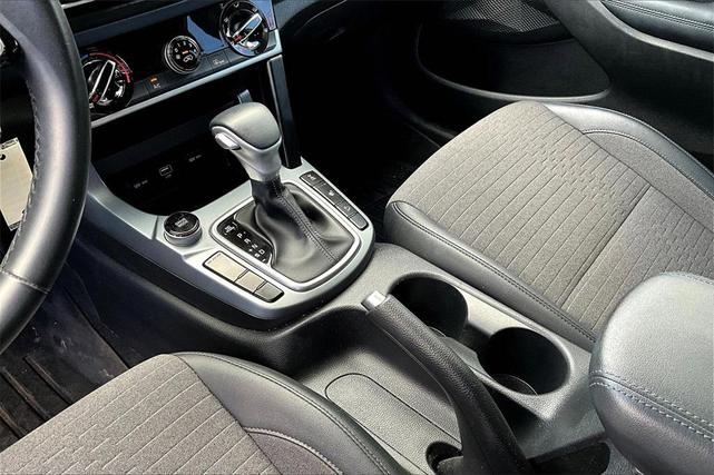 Photo of 2021 Starbright Yellow / Black Roof Kia Seltos
