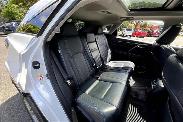 Photo of 2018 White Lexus RX 450h