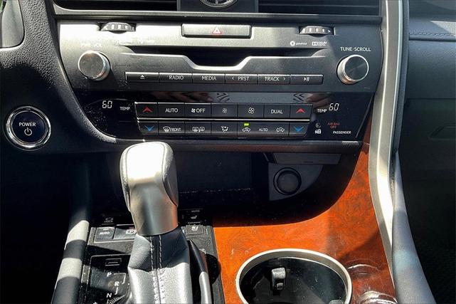 Photo of 2018 White Lexus RX 450h
