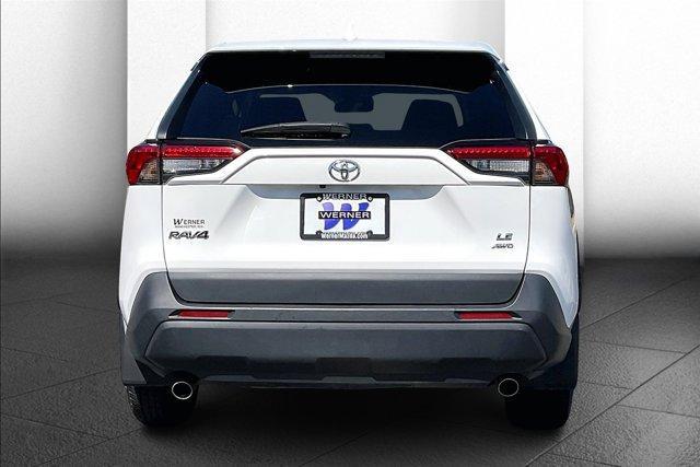 Photo of 2022 White Toyota RAV4