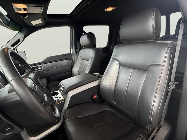 Photo of 2014 Oxford White Ford F-150