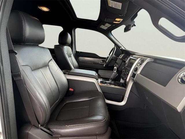 Photo of 2014 Oxford White Ford F-150