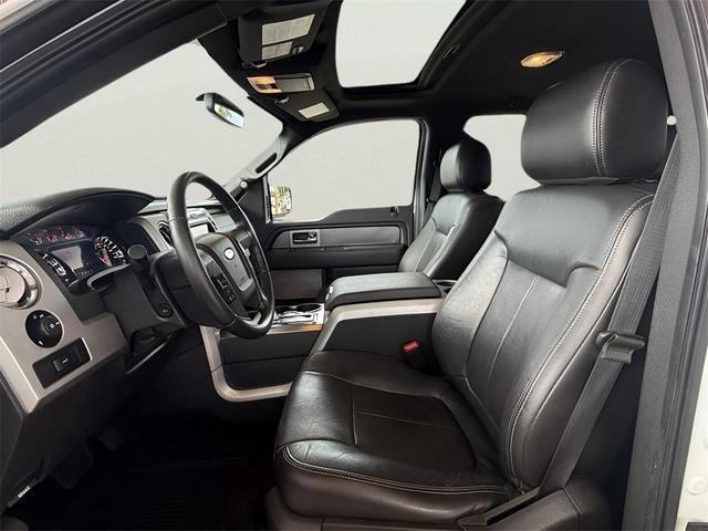Photo of 2014 Oxford White Ford F-150