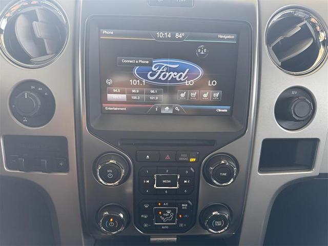 Photo of 2014 Oxford White Ford F-150