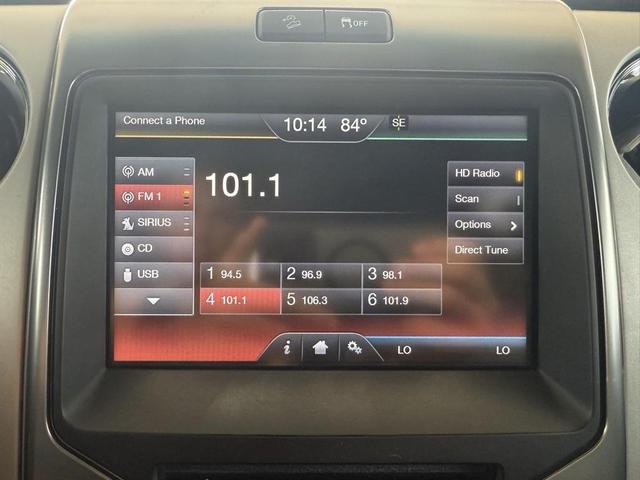 Photo of 2014 Oxford White Ford F-150