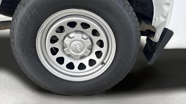 Photo of 2020 Summit White Chevrolet Silverado 1500