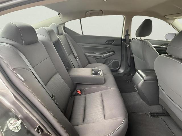 Photo of 2023 Gun Metallic Nissan Altima