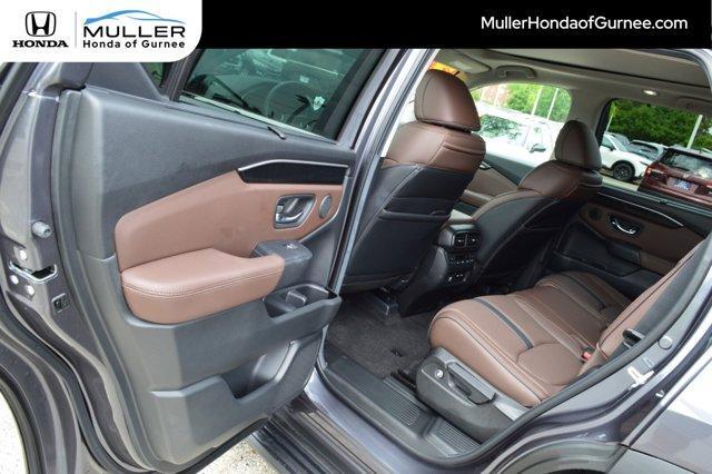 Photo of 2025 Modern Steel Metallic Honda Pilot